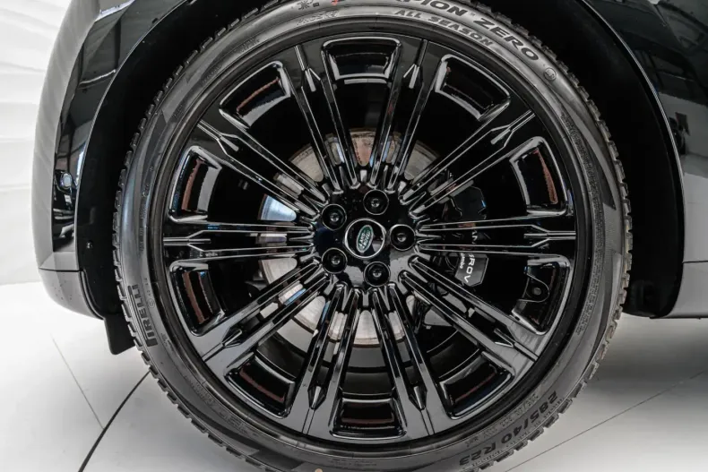 Land Rover Range Rover din 2025 cu 50 km - oferta LAN140554 - foto 10