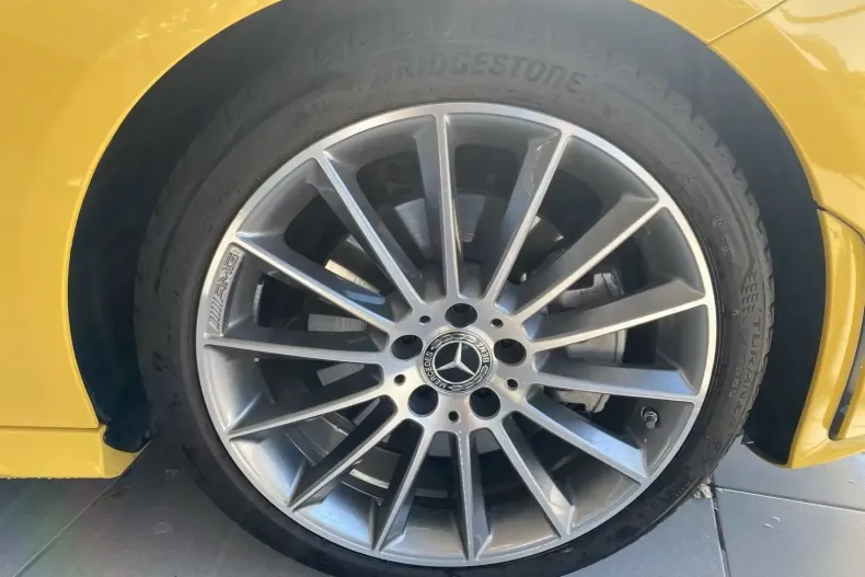 Mercedes-Benz CLA 250 din 2023 cu 16.500 km - oferta MER140557 - foto 12