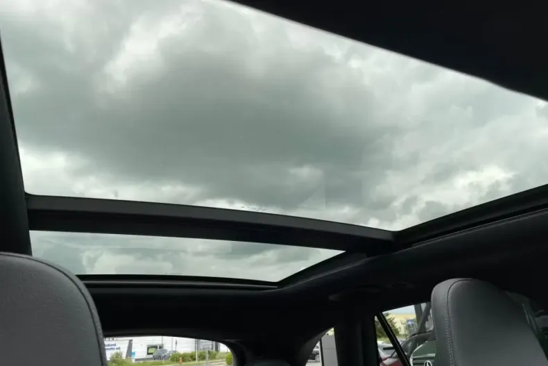 Mercedes-Benz GLC 220 din 2023 cu 47.859 km - oferta MER140561 - foto 9