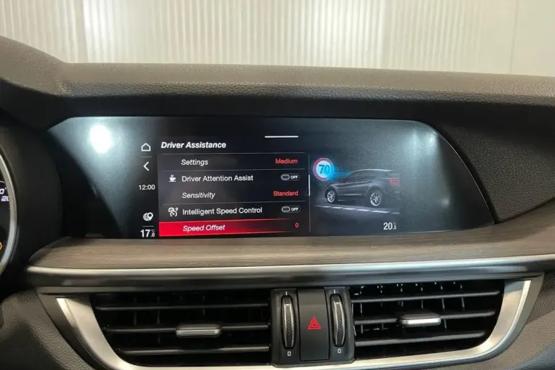 Alfa Romeo Stelvio din 2023 cu 32.337 km - oferta ALF140564 - foto 15