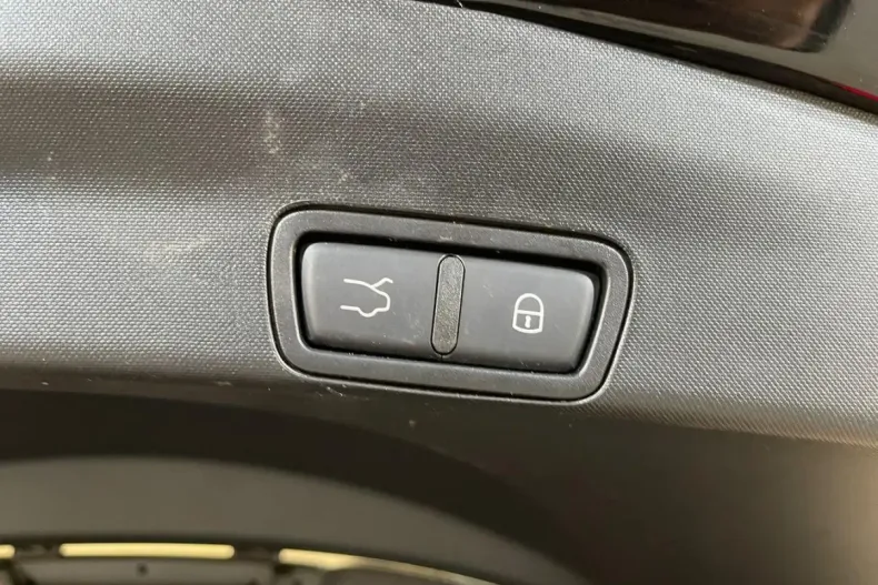 Alfa Romeo Stelvio din 2023 cu 32.337 km - oferta ALF140564 - foto 24