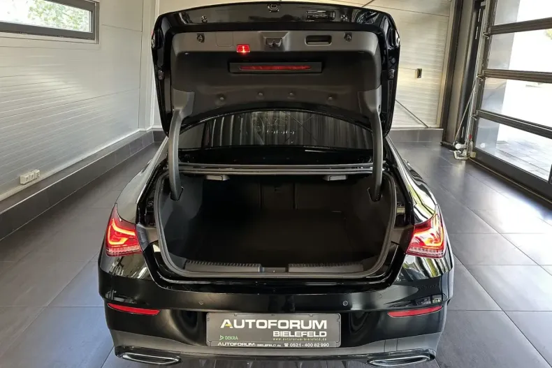 Mercedes-Benz CLA 220 din 2020 cu 60.455 km - oferta MER140566 - foto 7