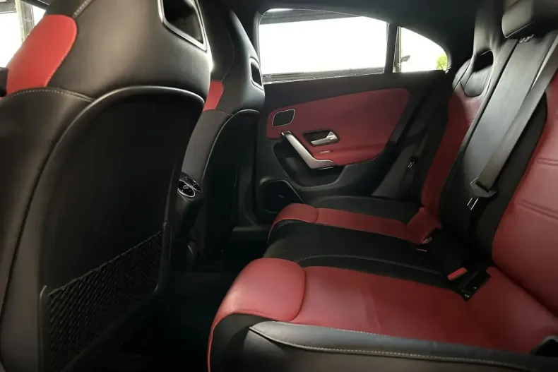 Mercedes-Benz CLA 220 din 2020 cu 60.455 km - oferta MER140566 - foto 16