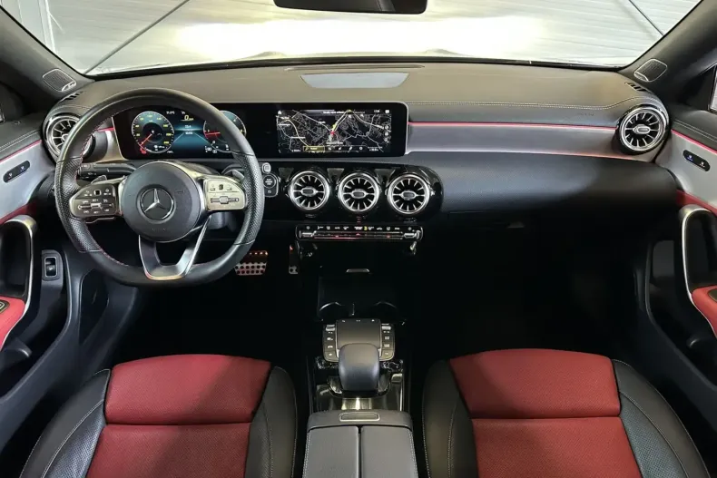 Mercedes-Benz CLA 220 din 2020 cu 60.455 km - oferta MER140566 - foto 18