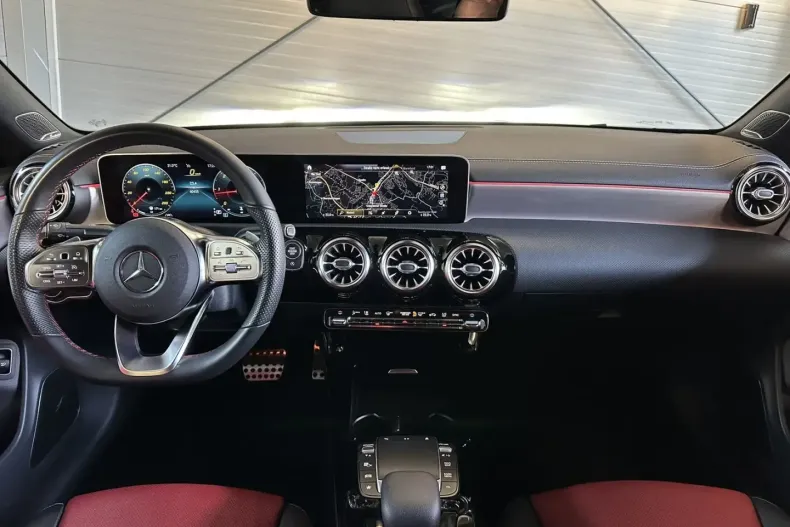 Mercedes-Benz CLA 220 din 2020 cu 60.455 km - oferta MER140566 - foto 19