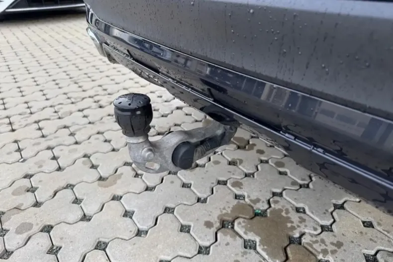 Mercedes-Benz GLC 300 din 2023 cu 64.138 km - oferta MER140567 - foto 3