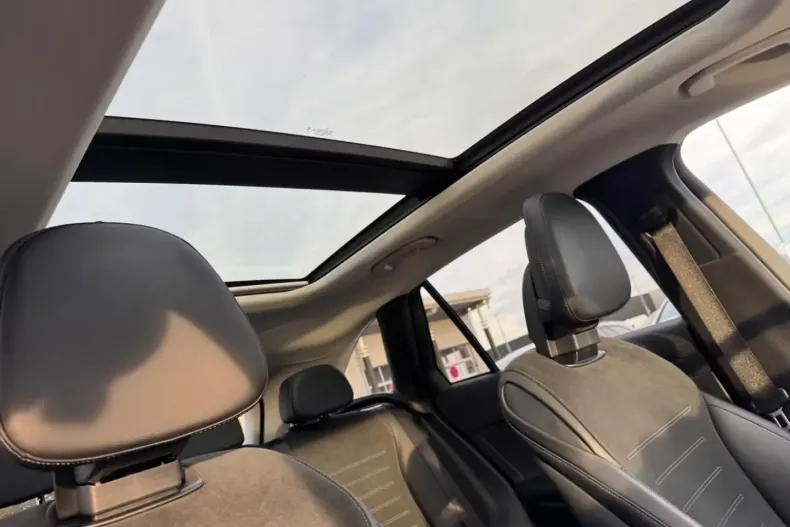 Mercedes-Benz GLC 300 din 2023 cu 64.138 km - oferta MER140567 - foto 5