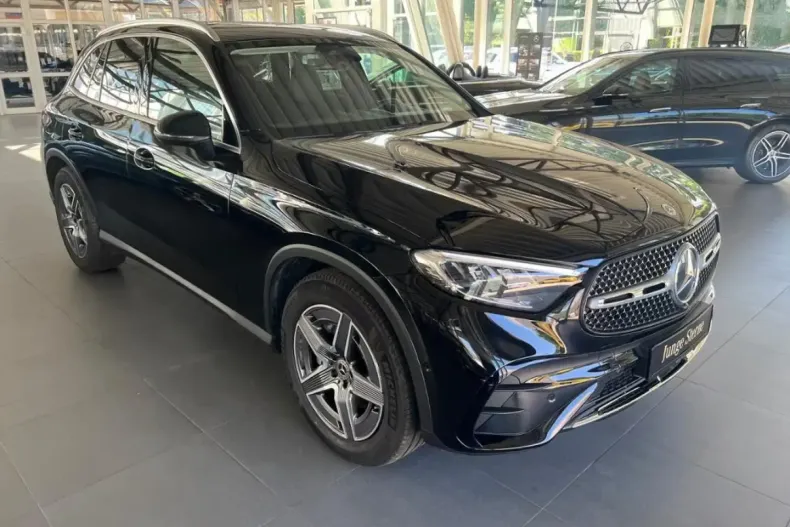 Mercedes-Benz GLC 200 din 2024 cu 7.500 km - oferta MER140576 - foto 1