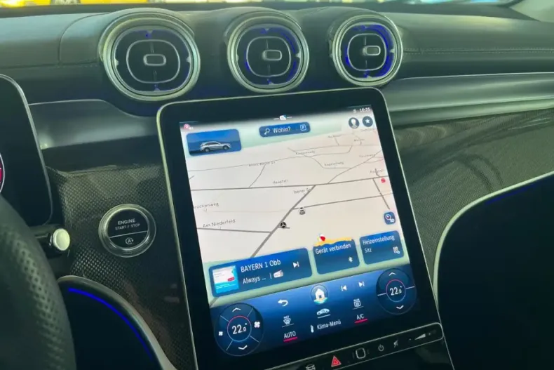 Mercedes-Benz GLC 200 din 2024 cu 7.500 km - oferta MER140576 - foto 9