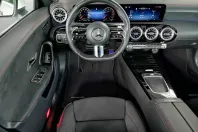 Mercedes-Benz CLA 180 din 2024 cu 28.366 km - oferta MER140578 - foto 10