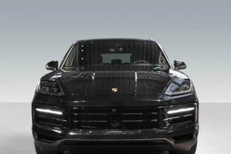 Porsche Cayenne din 2025 cu 11.900 km - oferta POR140582 - foto 3