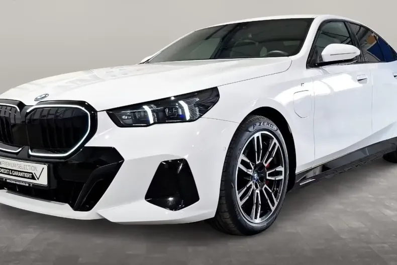 BMW 550 din 2024 cu 31.744 km - oferta BMW140584 - foto 1