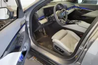 BMW 550 din 2024 cu 29.531 km - oferta BMW140585 - foto 3