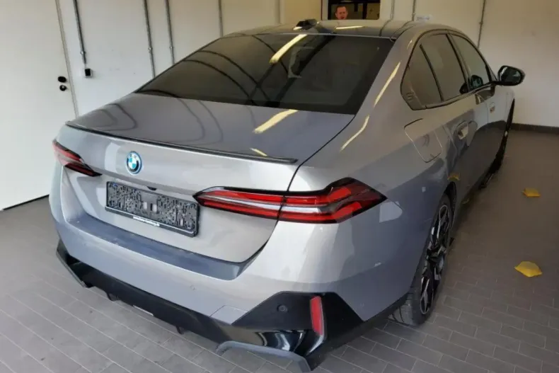 BMW 550 din 2024 cu 29.531 km - oferta BMW140585 - foto 5