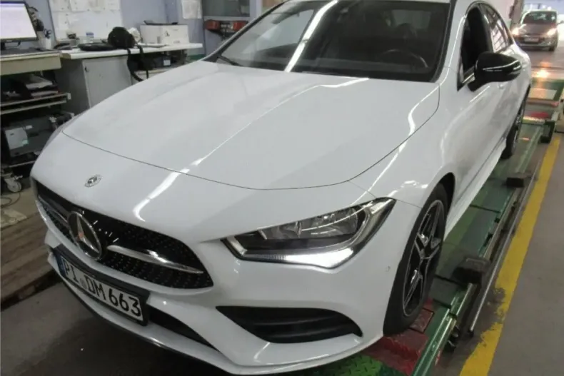 Mercedes-Benz CLA 220 din 2022 cu 89.000 km - oferta MER140586 - foto 1