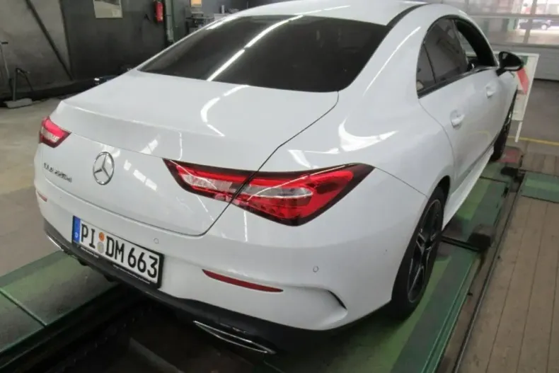 Mercedes-Benz CLA 220 din 2022 cu 89.000 km - oferta MER140586 - foto 2