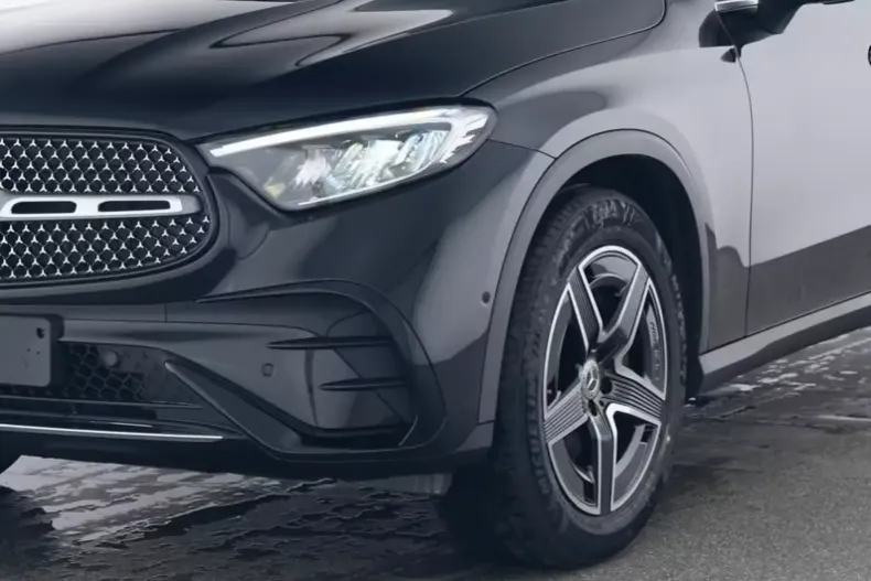 Mercedes-Benz GLC 200 din 2023 cu 37.260 km - oferta MER140595 - foto 3