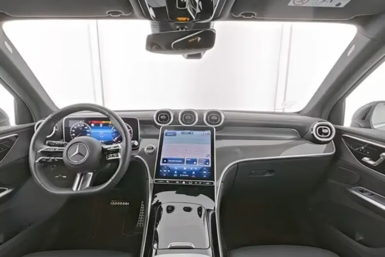 Mercedes-Benz GLC 200 din 2023 cu 37.260 km - oferta MER140595 - foto 5