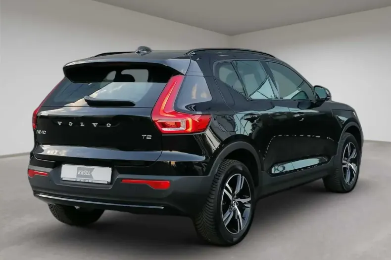 Volvo XC40 din 2024 cu 6.977 km - oferta VOL140599 - foto 2