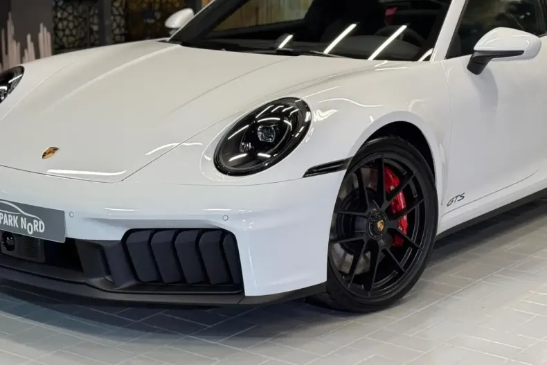 Porsche 992 din 2025 cu 50 km - oferta POR140602 - foto 3
