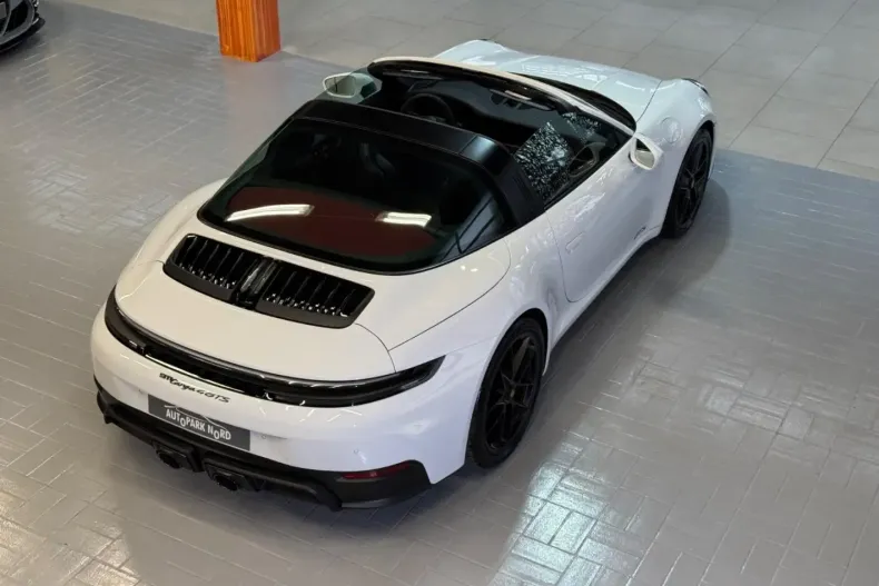 Porsche 992 din 2025 cu 50 km - oferta POR140602 - foto 6