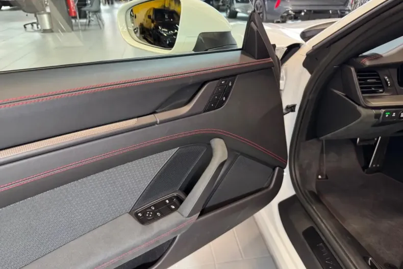 Porsche 992 din 2025 cu 50 km - oferta POR140602 - foto 19