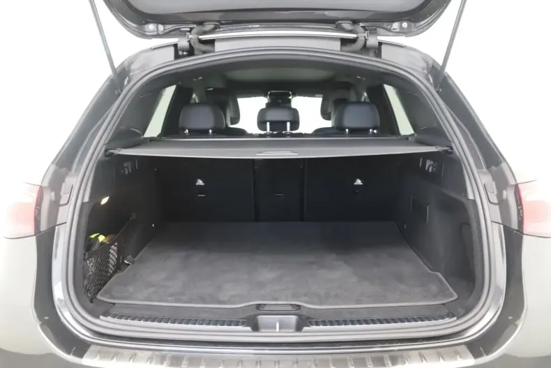 Mercedes-Benz GLC 200 din 2023 cu 35.000 km - oferta MER140604 - foto 3