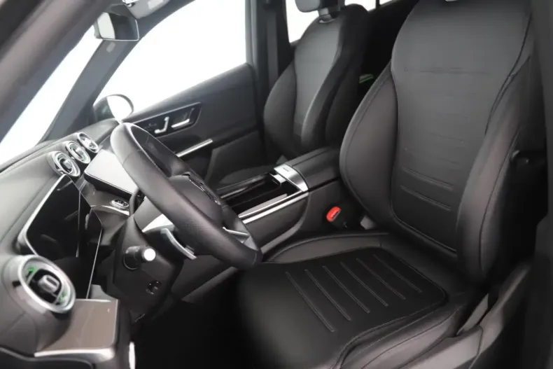 Mercedes-Benz GLC 200 din 2023 cu 35.000 km - oferta MER140604 - foto 9