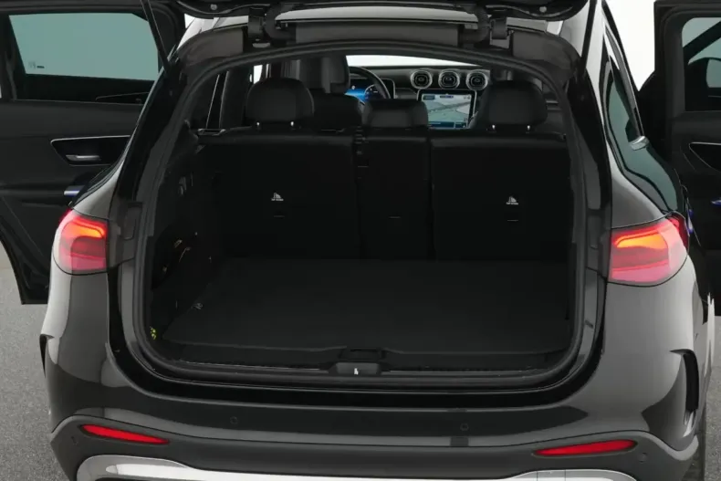 Mercedes-Benz GLC 200 din 2024 cu 61.350 km - oferta MER140616 - foto 8