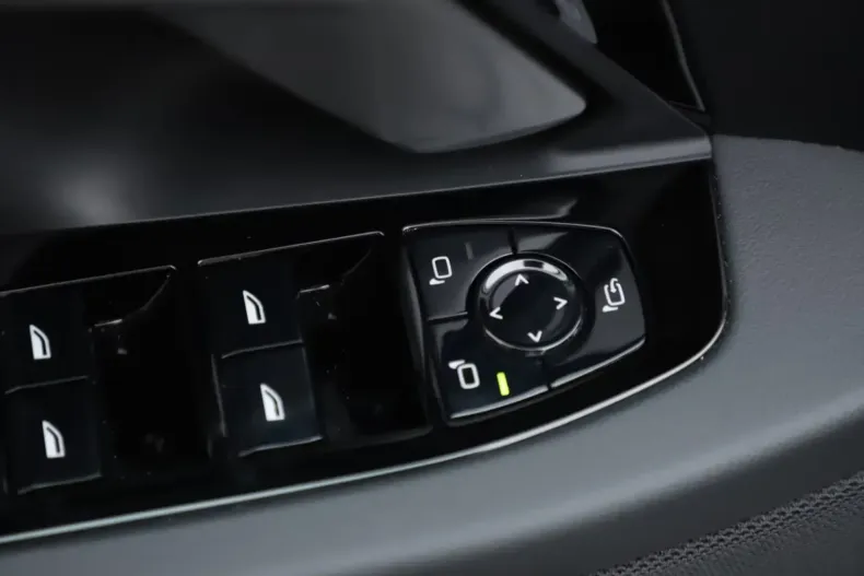 BMW 550 din 2025 cu 6.500 km - oferta BMW140621 - foto 8