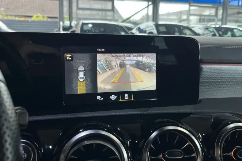 Mercedes-Benz CLA 200 din 2021 cu 82.292 km - oferta MER140622 - foto 20