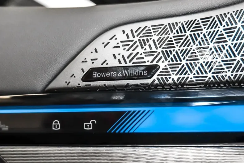 BMW 550 din 2024 cu 10.270 km - oferta BMW140624 - foto 11