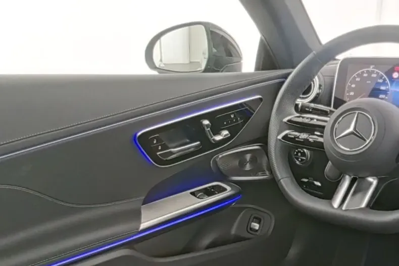 Mercedes-Benz CLE 300 din 2024 cu 17.886 km - oferta MER140633 - foto 5