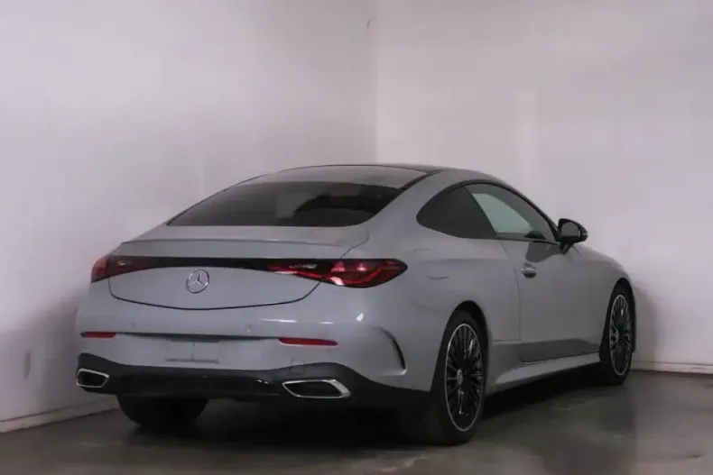 Mercedes-Benz CLE 200 din 2024 cu 11.177 km - oferta MER140638 - foto 4