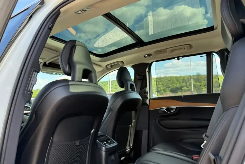 Volvo XC90 din 2020 cu 76.800 km - oferta VOL140643 - foto 13