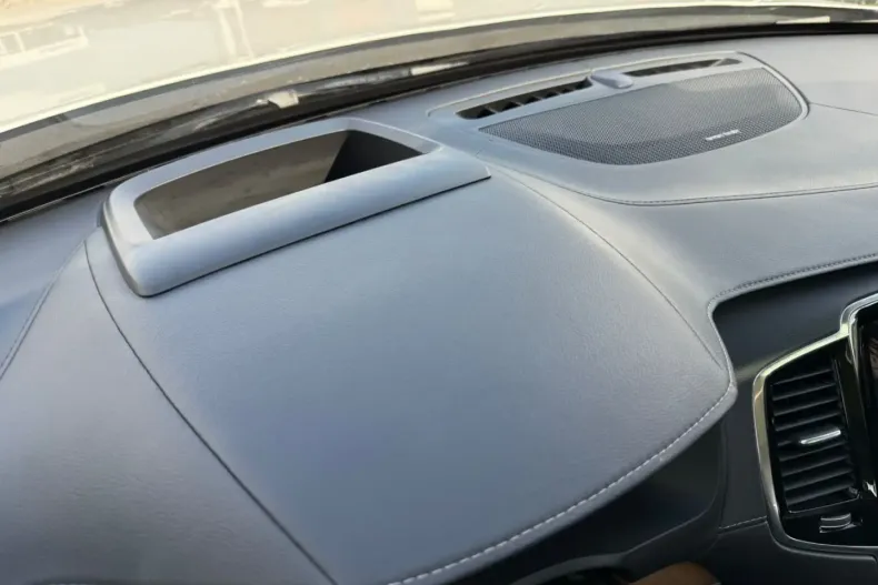 Volvo XC90 din 2020 cu 76.800 km - oferta VOL140643 - foto 25