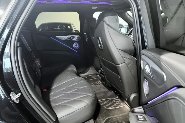 BMW XM din 2023 cu 27.122 km - oferta BMW140644 - foto 14