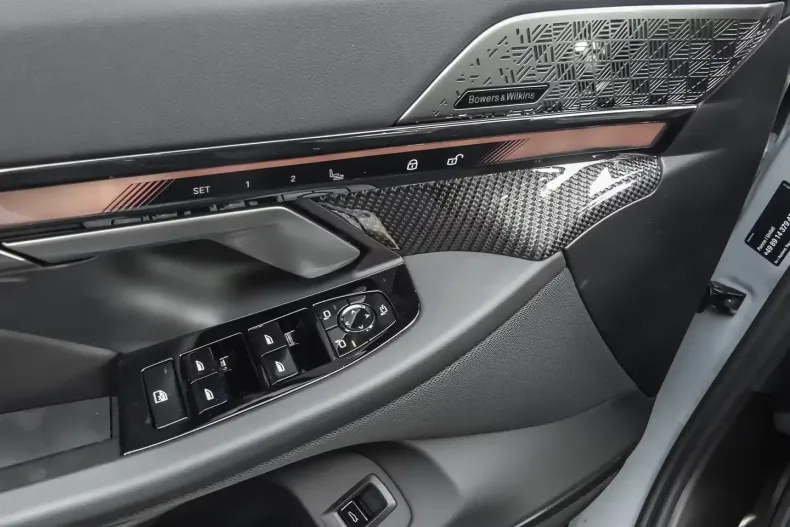 BMW 520 din 2025 cu 5 km - oferta BMW140646 - foto 7