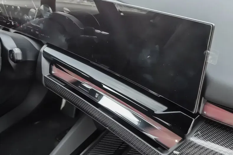 BMW 520 din 2025 cu 5 km - oferta BMW140646 - foto 11