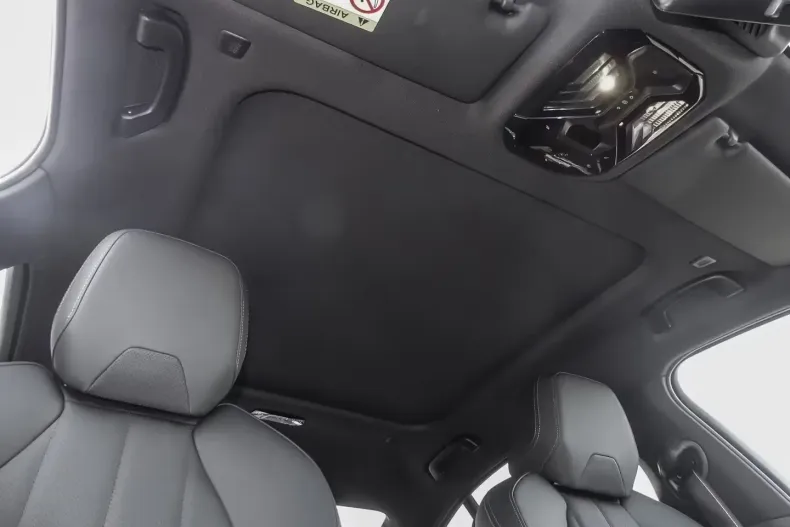 BMW 520 din 2025 cu 5 km - oferta BMW140646 - foto 12