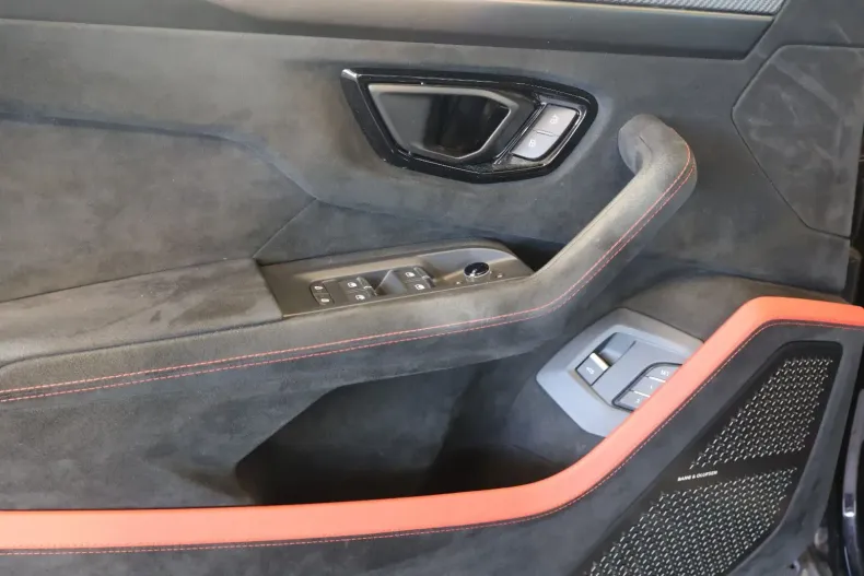 Lamborghini Urus din 2023 cu 43.580 km - oferta LAM140647 - foto 16