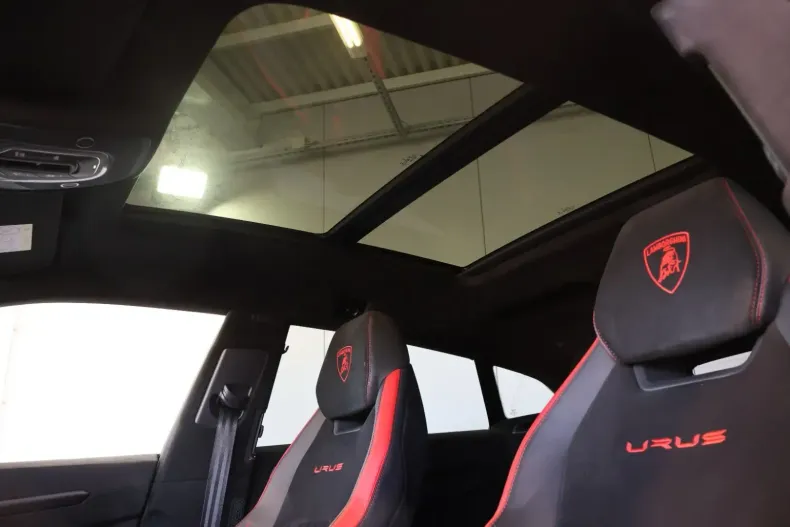 Lamborghini Urus din 2023 cu 43.580 km - oferta LAM140647 - foto 17