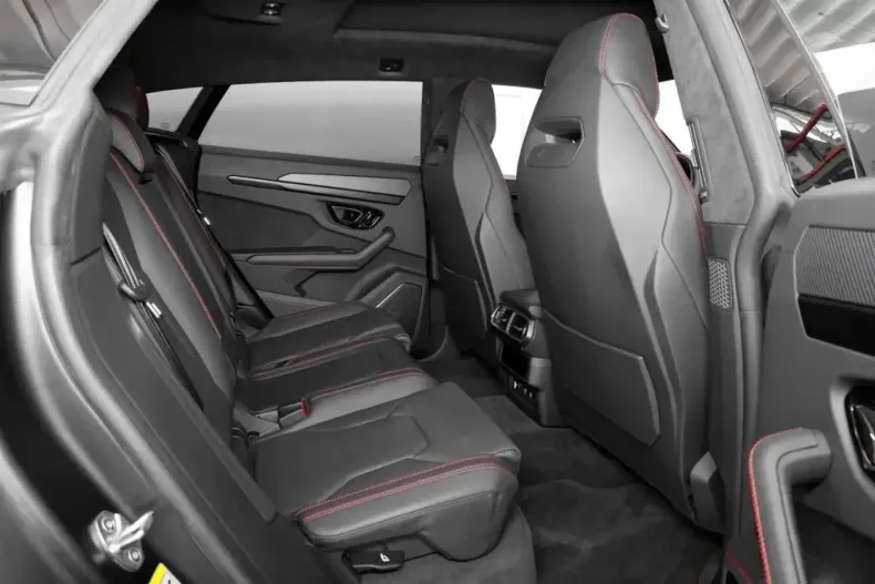 Lamborghini Urus din 2024 cu 17.770 km - oferta LAM140648 - foto 6