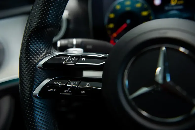 Mercedes-Benz E 450 din 2020 cu 49.411 km - oferta MER140649 - foto 20