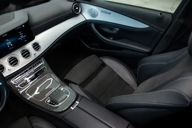 Mercedes-Benz E 450 din 2020 cu 49.411 km - oferta MER140649 - foto 32