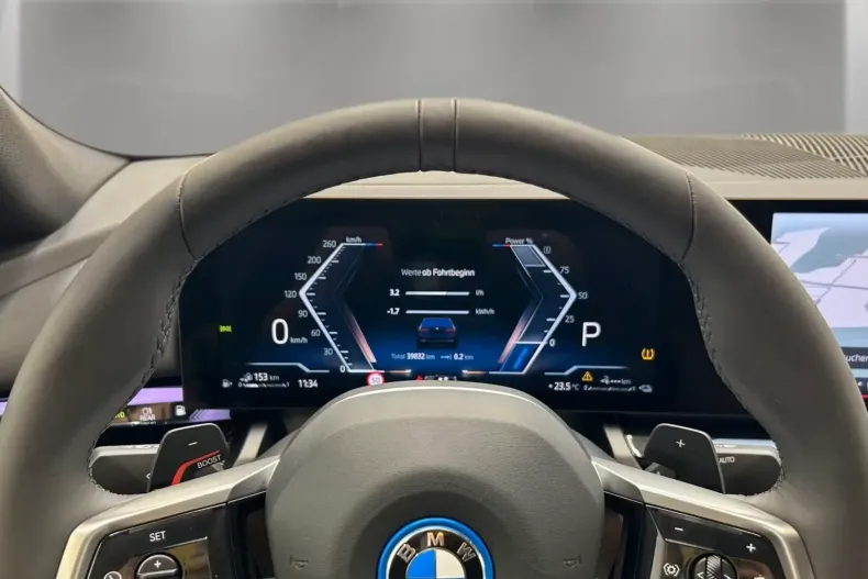 BMW 550 din 2024 cu 39.829 km - oferta BMW140655 - foto 9