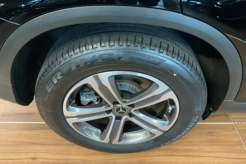 Mercedes-Benz GLC 400 din 2021 cu 73.350 km - oferta MER140657 - foto 20