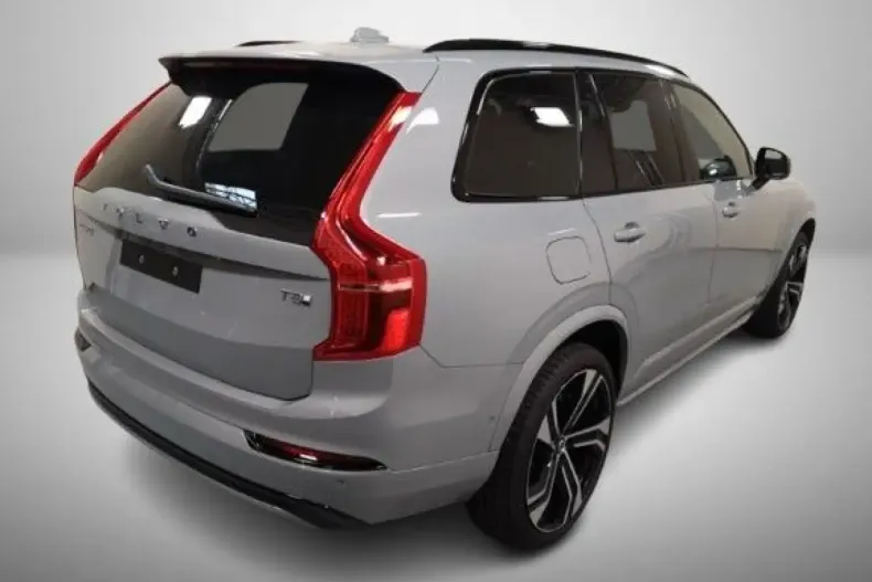 Volvo XC90 din 2024 cu 18.900 km - oferta VOL140660 - foto 3