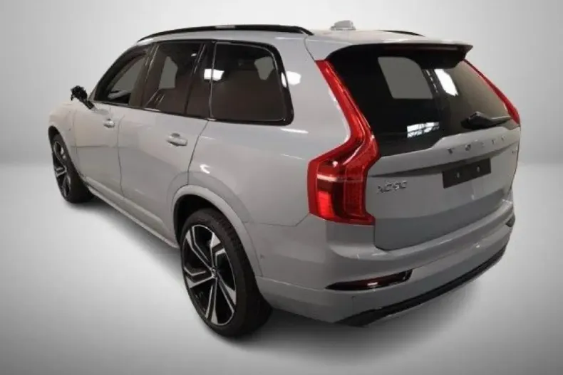 Volvo XC90 din 2024 cu 18.900 km - oferta VOL140660 - foto 4