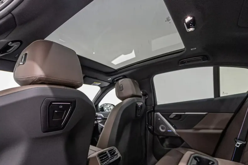 BMW 520 din 2025 cu 6.000 km - oferta BMW140661 - foto 8